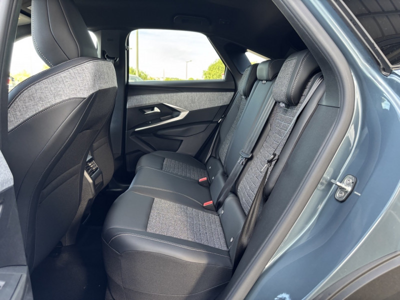 Peugeot 3008 1.2 HYBRID 145CH ALLURE E-DCS6 2025 - photo n°12 Peugeot 3008 1.2 HYBRID 145CH ALLURE E-DCS6  occasion à Albi - photo n°12
