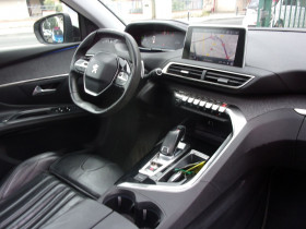 Peugeot 3008 1.2 PURETECH 130CH ALLURE BUSINESS S&S EAT6  occasion  Toulouse - photo n7