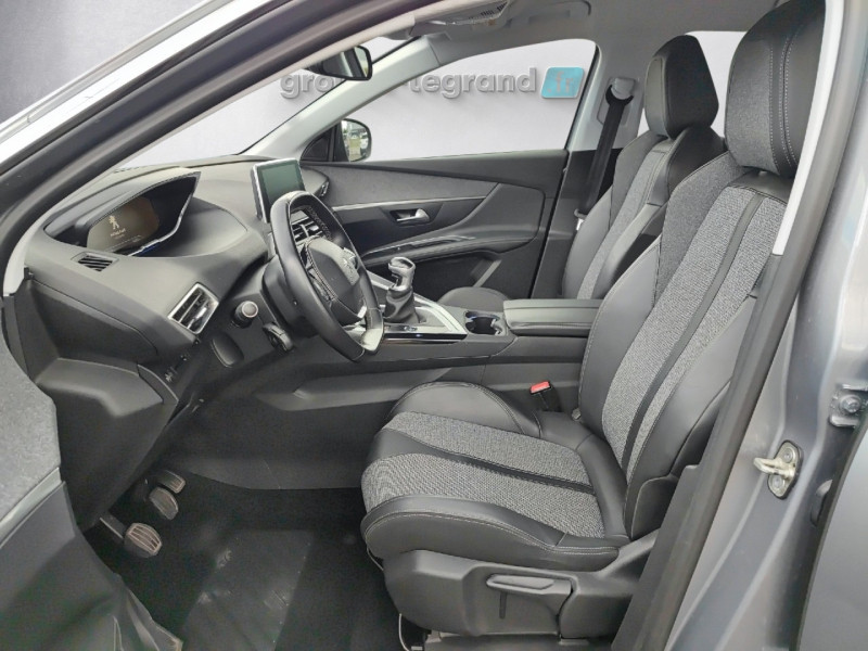 Peugeot 3008 1.2 PureTech 130ch Allure S&S 2018 - photo n°9 Peugeot 3008 1.2 PureTech 130ch Allure S&S  occasion à Le Havre - photo n°9