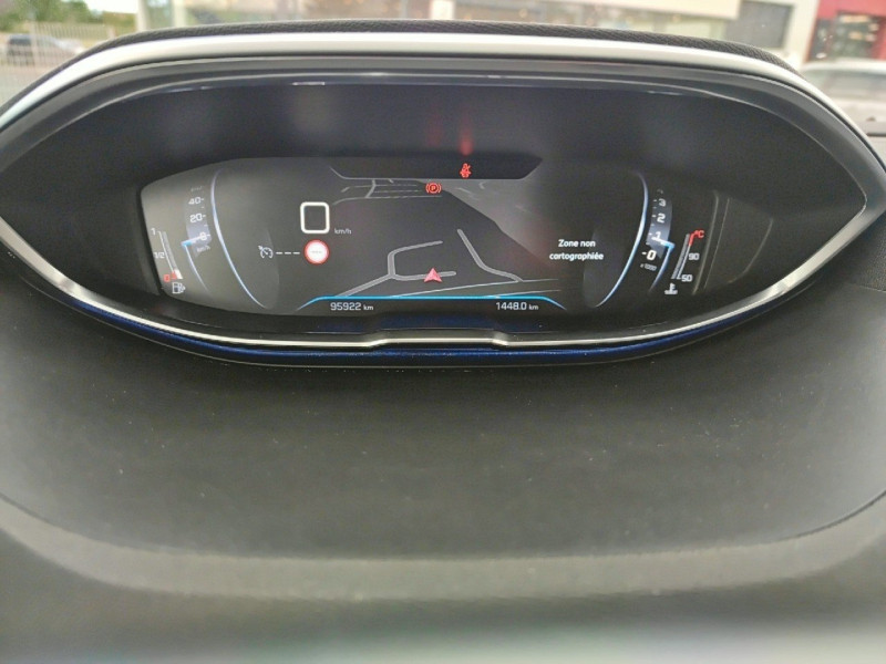 Peugeot 3008 1.2 PureTech 130ch Allure S&S 2018 - photo n°20 Peugeot 3008 1.2 PureTech 130ch Allure S&S  occasion à Le Havre - photo n°20