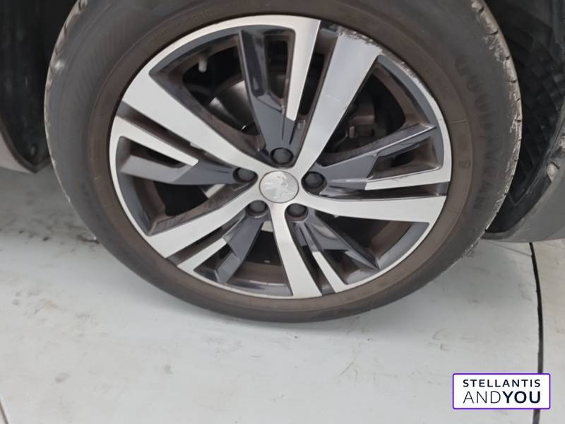 Peugeot 3008 1.2 Puretech 130ch S&S EAT6 Allure  occasion  MARSEILLE CEDEX 8 - photo n4