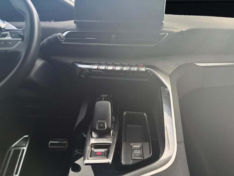 Peugeot 3008 1.2i PureTech  130ch EAT8  GT 2022 - photo n°11 Peugeot 3008 1.2i PureTech  130ch EAT8  GT  occasion à Labège - photo n°11