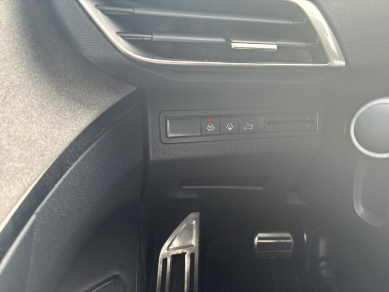 Peugeot 3008 1.2i PureTech  130ch EAT8  GT 2022 - photo n°18 Peugeot 3008 1.2i PureTech  130ch EAT8  GT  occasion à Labège - photo n°18