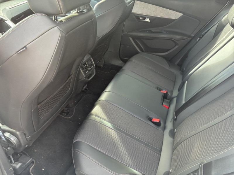 Peugeot 3008 1.2i PureTech  130ch EAT8  GT 2022 - photo n°13 Peugeot 3008 1.2i PureTech  130ch EAT8  GT  occasion à Labège - photo n°13