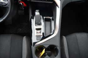 Peugeot 3008 1.5 BLUEHDI 130CH S&S ACTIVE BUSINESS EAT8  occasion � Toulouse - photo n�7