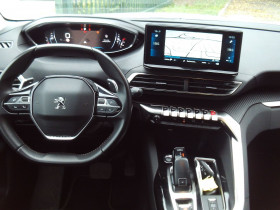 Peugeot 3008 1.5 BLUEHDI 130CH S&S STYLE EAT8  occasion  Toulouse - photo n6