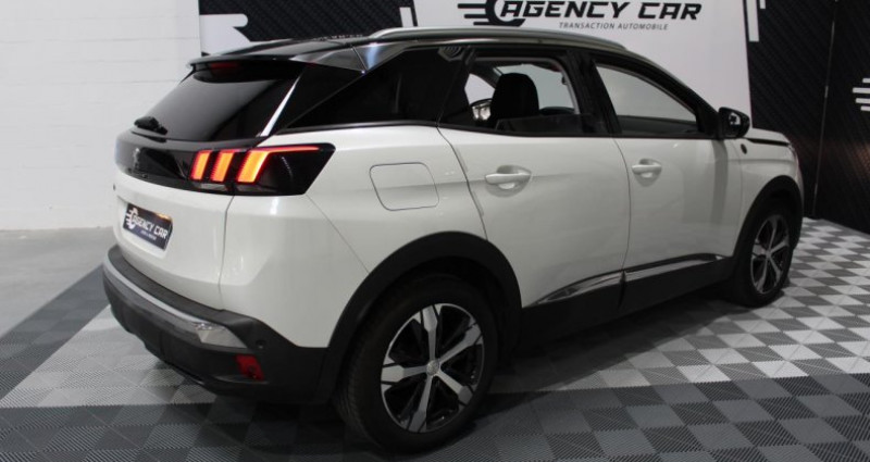 Peugeot 3008 1.5 BlueHDi S&S - 130 - BV EAT8 II Crossway - CARPLAY 2018 - photo n°4 Peugeot 3008 1.5 BlueHDi S&S - 130 - BV EAT8 II Crossway - CARPLAY  occasion à Venelles - photo n°4