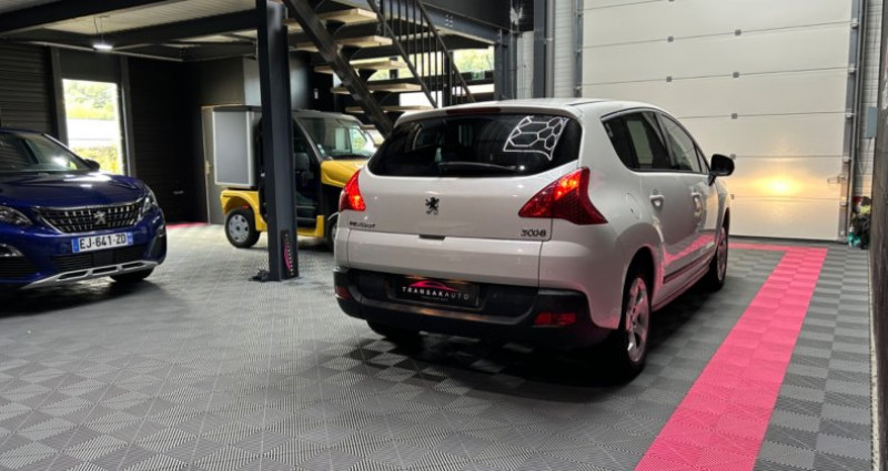 Peugeot 3008 1.6 HDi 16V 112ch FAP Premium 2011 - photo n°5 Peugeot 3008 1.6 HDi 16V 112ch FAP Premium  occasion à Chaponost - photo n°5