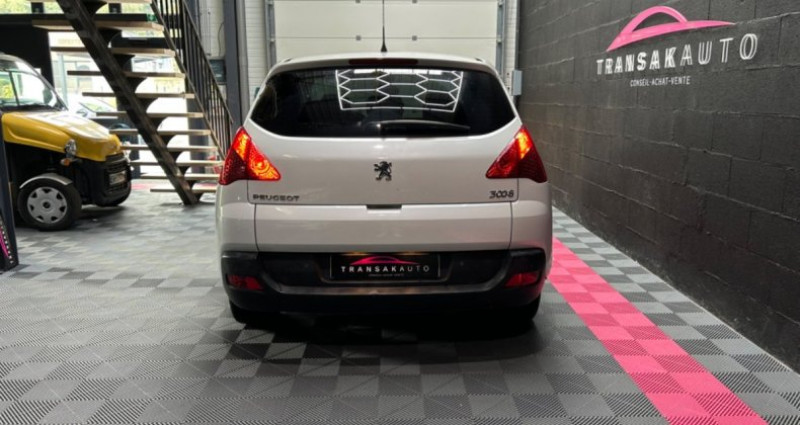 Peugeot 3008 1.6 HDi 16V 112ch FAP Premium 2011 - photo n°4 Peugeot 3008 1.6 HDi 16V 112ch FAP Premium  occasion à Chaponost - photo n°4