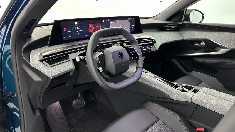 Peugeot 3008 3008 1.2 Hybrid 145ch Allure e-DCS6 2025 - photo n°6 Peugeot 3008 3008 1.2 Hybrid 145ch Allure e-DCS6  occasion à SAINT-GREGOIRE - photo n°6