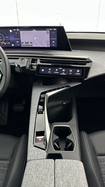 Peugeot 3008 3008 1.2 Hybrid 145ch Allure e-DCS6 2025 - photo n°16 Peugeot 3008 3008 1.2 Hybrid 145ch Allure e-DCS6  occasion à SAINT-GREGOIRE - photo n°16