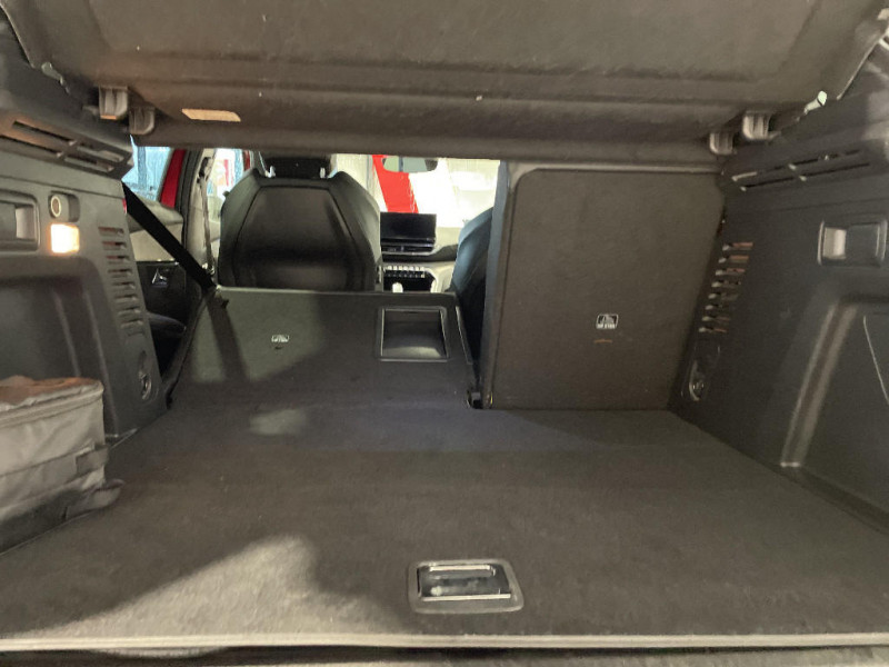 Peugeot 3008 3008 Hybrid 225 e-EAT8 GT 2021 - photo n°16 Peugeot 3008 3008 Hybrid 225 e-EAT8 GT  occasion à Glos - photo n°16