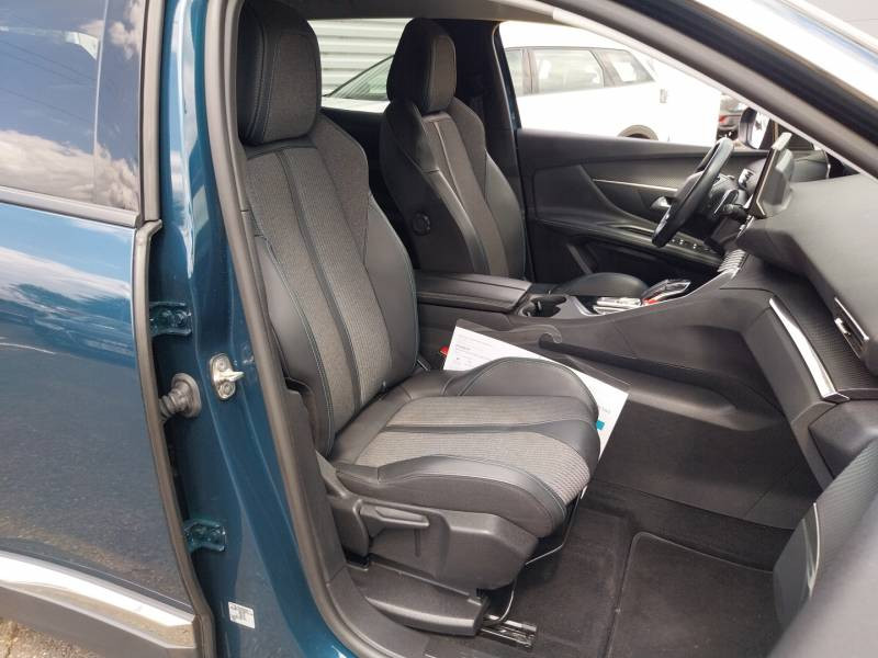 Peugeot 3008 BlueHDi 130ch S&S EAT8 Allure 2021 - photo n°14 Peugeot 3008 BlueHDi 130ch S&S EAT8 Allure  occasion à Saint-Pierre-du-Mont - photo n°14