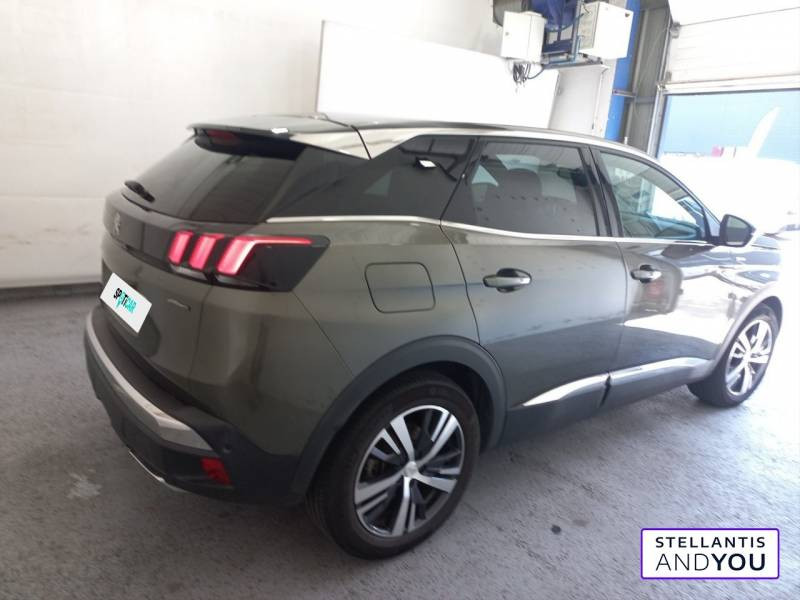 Peugeot 3008 BlueHDi 130ch S&S EAT8 GT Line  occasion à  VENISSIEUX - photo n°3