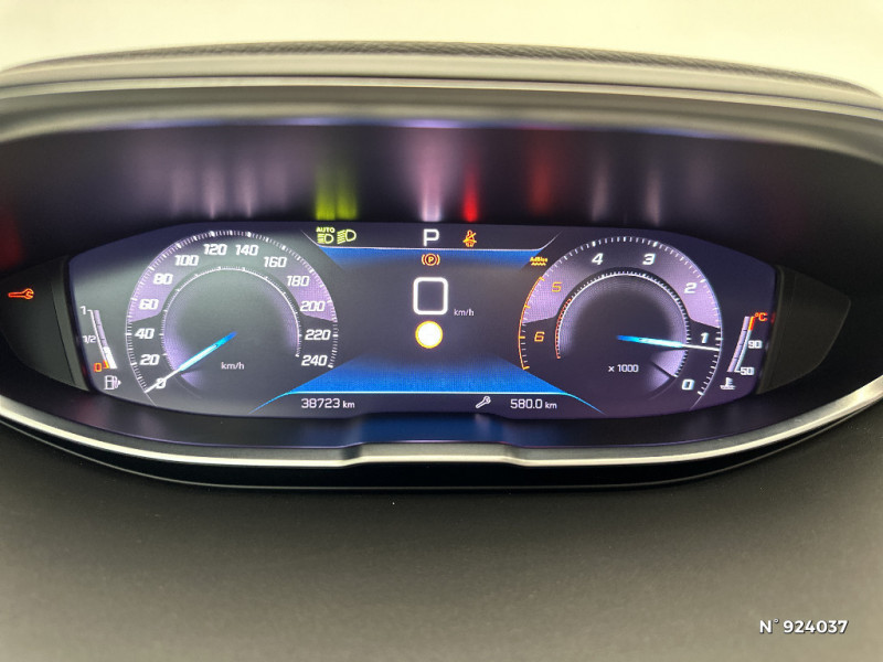 Peugeot 3008 BLUEHDI 130CH S&S EAT8 GT 2023 - photo n°12 Peugeot 3008 BLUEHDI 130CH S&S EAT8 GT  occasion à Cesson - photo n°12