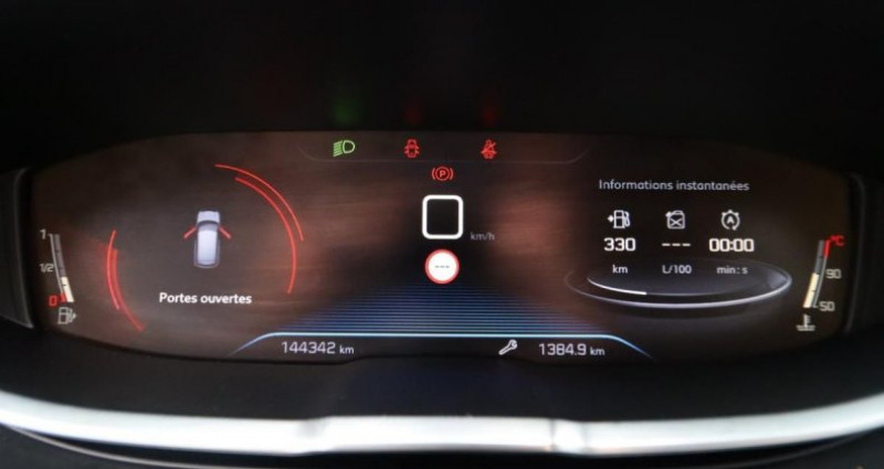 Peugeot 3008 GENERATION-I 2.0 BLUEHDI 150CH ACTIVE BUSINESS START-STOP 14 2018 - photo n°5 Peugeot 3008 GENERATION-I 2.0 BLUEHDI 150CH ACTIVE BUSINESS START-STOP 14  occasion à Bourgoin-Jallieu - photo n°5