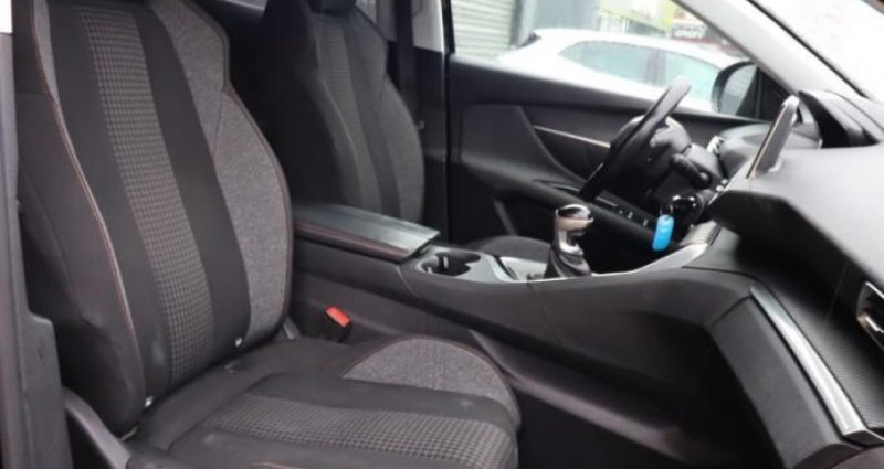 Peugeot 3008 GENERATION-I 2.0 BLUEHDI 150CH ACTIVE BUSINESS START-STOP 14 2018 - photo n°7 Peugeot 3008 GENERATION-I 2.0 BLUEHDI 150CH ACTIVE BUSINESS START-STOP 14  occasion à Bourgoin-Jallieu - photo n°7