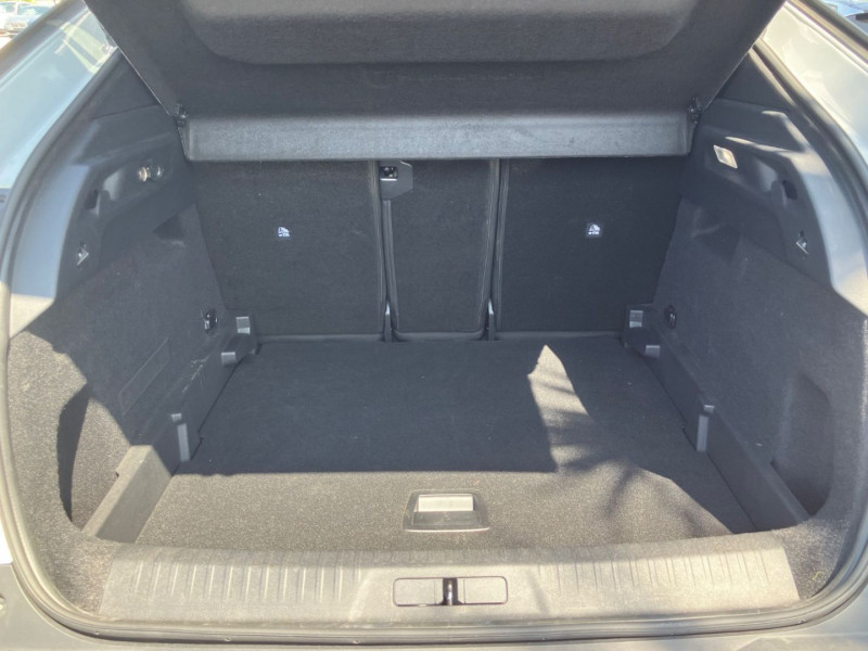 Peugeot 3008 Hybrid 145 e-DCS6 ALLURE PACK PANORAMIC NAVIGATION et PACK 3 2024 - photo n°14 Peugeot 3008 Hybrid 145 e-DCS6 ALLURE PACK PANORAMIC NAVIGATION et PACK 3  occasion à Carcassonne - photo n°14