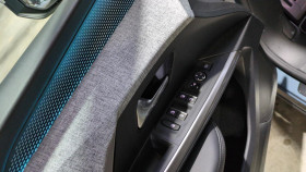 Peugeot 3008 Hybrid 145 e-dcs6 gt + pack 360 vision & drive assist plus  occasion � Ganges - photo n�10