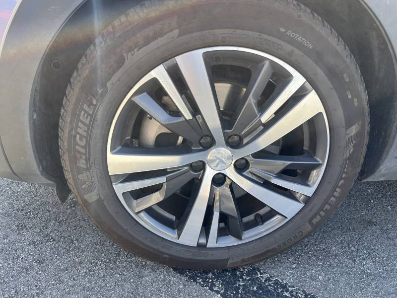 Peugeot 3008 Hybrid 225 e-EAT8 Allure Pack  occasion  REZE - photo n9