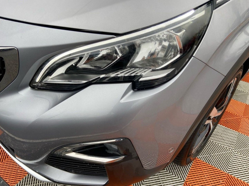 Peugeot 3008 PureTech 130 BV6 ALLURE 2019 - photo n°9 Peugeot 3008 PureTech 130 BV6 ALLURE  occasion à Lescure-d'Albigeois - photo n°9