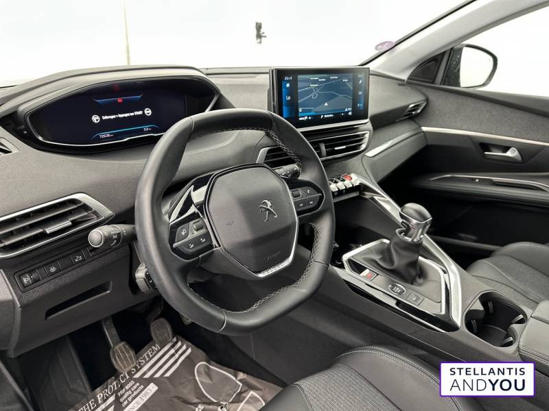 Peugeot 3008 Puretech 130ch S&S BVM6 Allure Pack  occasion  PARIS - photo n9
