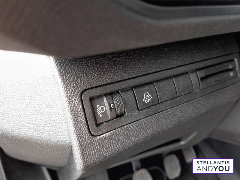 Peugeot 3008 Puretech 130ch S&S BVM6 Allure Pack  occasion  VILLENEUVE D'ASCQ - photo n9