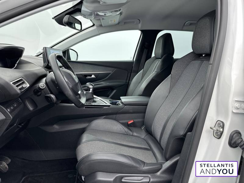 Peugeot 3008 Puretech 130ch S&S BVM6 Allure Pack  occasion à NANTERRE - photo n°10