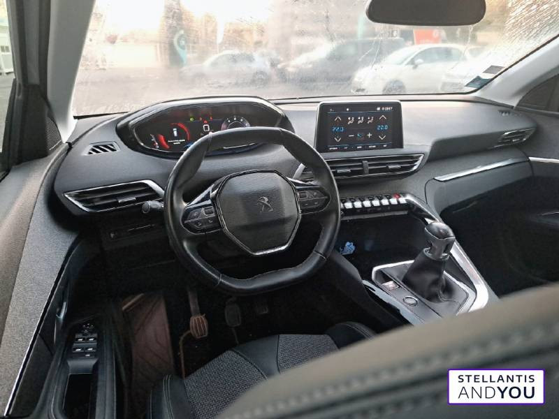 Peugeot 3008 Puretech 130ch S&S BVM6 Allure  occasion  MARSEILLE CEDEX 8 - photo n2