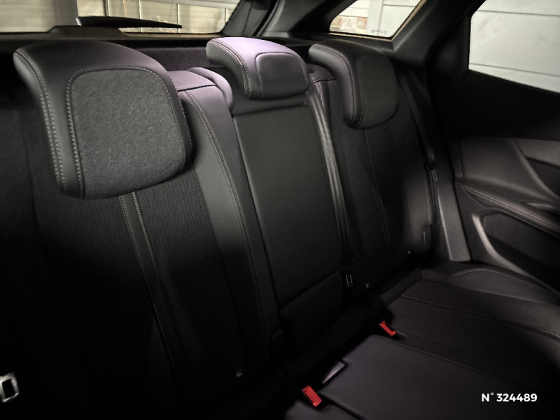 Peugeot 3008 PURETECH 130CH S&S EAT8 GT LINE 2020 - photo n°11 Peugeot 3008 PURETECH 130CH S&S EAT8 GT LINE  occasion à Noisy-le-Grand - photo n°11