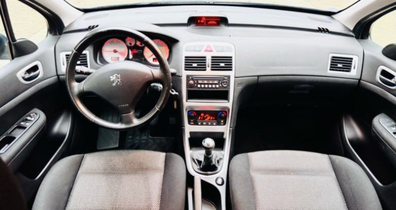 Peugeot 307 1.6 hdi 90 première main 2006 - photo n°3 Peugeot 307 1.6 hdi 90 première main  occasion à Montfermeil - photo n°3