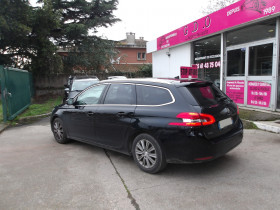 Peugeot 308 SW 1.2 PURETECH 130CH S&S ALLURE  occasion � Toulouse - photo n�2