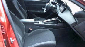 Peugeot 308 SW 1.5 BLUEHDI 130CH S&S ACTIVE PACK EAT8 2022 - photo n°12 Peugeot 308 SW 1.5 BLUEHDI 130CH S&S ACTIVE PACK EAT8  occasion à Toulouse - photo n°12