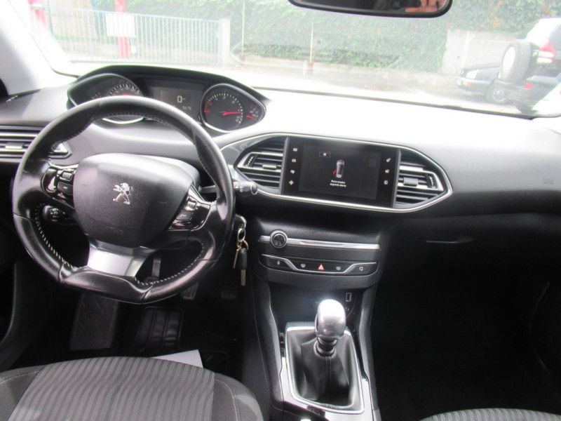 Peugeot 308 SW 1.6 BLUEHDI 120CH ACTIVE S&S 2015 - photo n°3 Peugeot 308 SW 1.6 BLUEHDI 120CH ACTIVE S&S  occasion à Toulouse - photo n°3