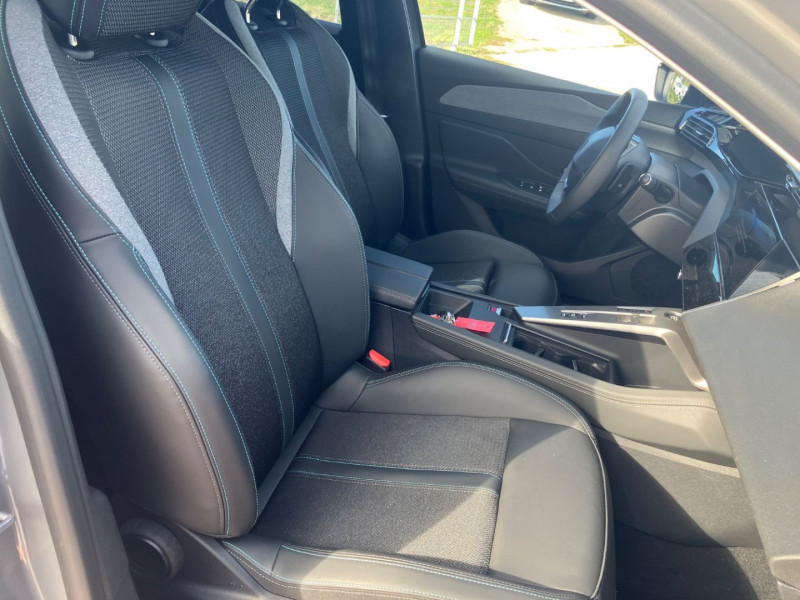 Peugeot 308 SW BlueHDi 130 EAT8 ALLURE GPS Caméra 360° ADML SC 2024 - photo n°13 Peugeot 308 SW BlueHDi 130 EAT8 ALLURE GPS Caméra 360° ADML SC  occasion à Montauban - photo n°13