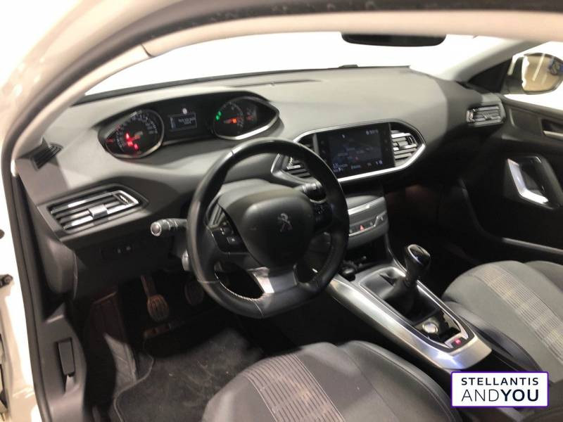 Peugeot 308 SW SW BlueHDi 130ch S&S BVM6 Allure Business  occasion  CESSON-SEVIGNE - photo n9