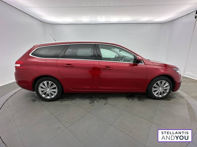 Peugeot 308 SW SW PureTech 130ch S&S BVM6 Allure  occasion  MALAKOFF - photo n6
