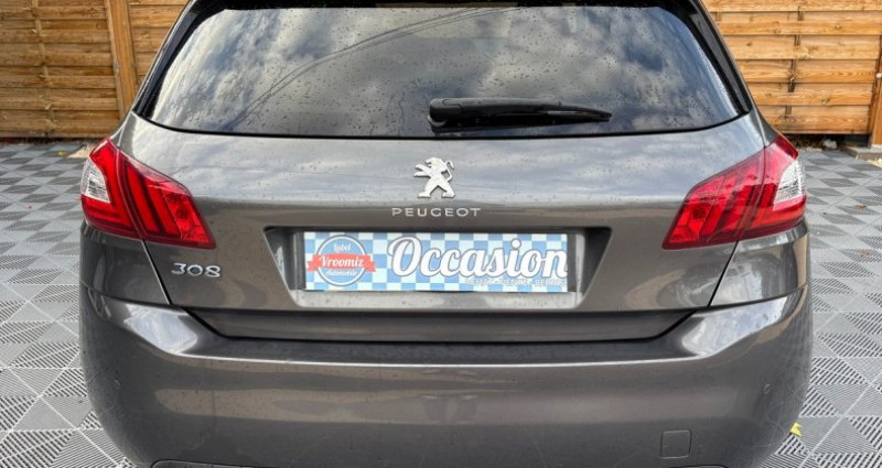 Peugeot 308 1.2 e-THP 110ch Style 2017 - photo n°6 Peugeot 308 1.2 e-THP 110ch Style  occasion à Cavaillon - photo n°6