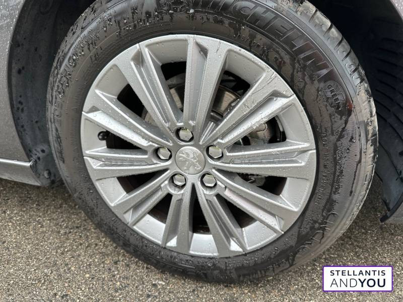 Peugeot 308 1.2 PureTech 110ch S&S BVM5 BC Allure  occasion  MONTIGNY LE BRETONNEUX - photo n8