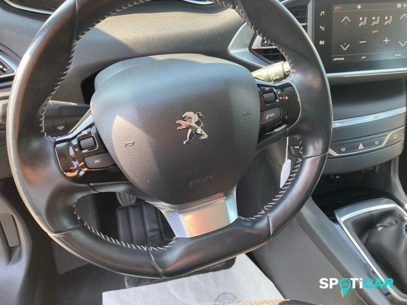 Peugeot 308 1.2 PureTech 130ch E6.3 S&S Allure  occasion  Dunkerque - photo n9