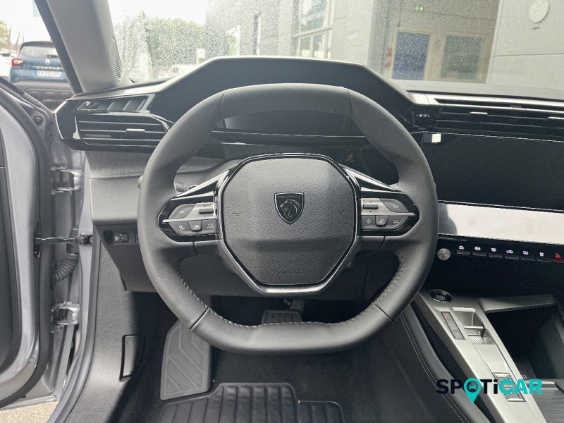 Peugeot 308 1.2 PureTech 130ch S&S Allure EAT8  occasion  Armentières - photo n9