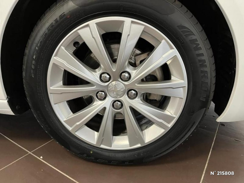 Peugeot 308 1.5 BlueHDi 130ch S&S Style EAT8  occasion  Corbeil-Essonnes - photo n5