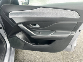 Peugeot 308 308 BlueHDi 130ch S&S EAT8 Allure 5p  occasion � Lescure-d'Albigeois - photo n�18