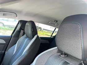 Peugeot 308 308 BlueHDi 130ch S&S EAT8 Allure Pack 5p  occasion  Lescure-d'Albigeois - photo n13