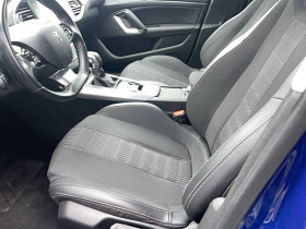 Peugeot 308 308 SW BlueHDi 130ch S&S EAT6 Allure 5p  occasion  Lescure-d'Albigeois - photo n13