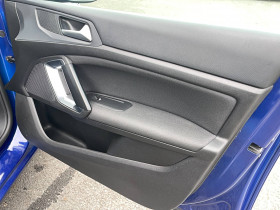 Peugeot 308 308 SW BlueHDi 130ch S&S EAT6 Allure 5p  occasion  Lescure-d'Albigeois - photo n18
