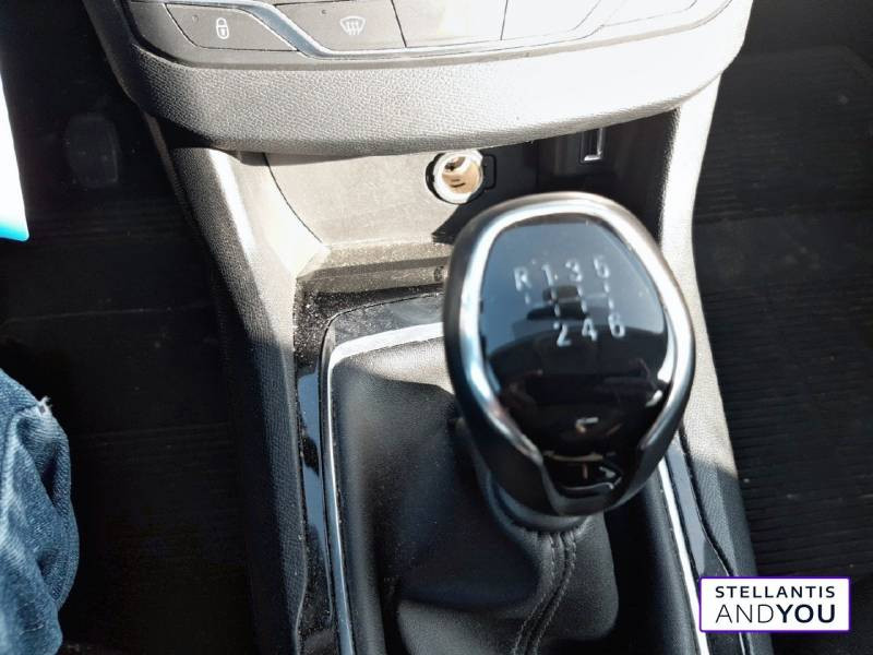 Peugeot 308 AFFAIRE BLUEHDI 100 S&S BVM6 PREMIUM PACK  occasion  VILLENEUVE D'ASCQ - photo n10