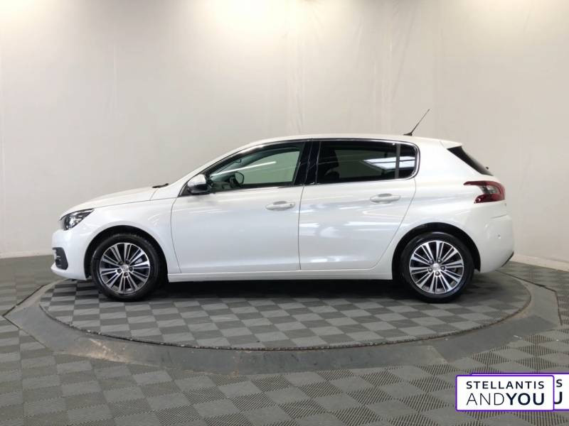 Peugeot 308 BlueHDi 130ch S&S EAT8 Allure Pack  occasion à LE GRAND QUEVILLY - photo n°2