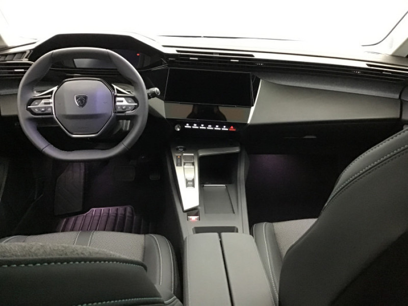 Peugeot 308 BlueHDi 130ch S&S EAT8 Allure 2025 - photo n°13 Peugeot 308 BlueHDi 130ch S&S EAT8 Allure  occasion à Ganges - photo n°13