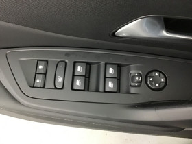 Peugeot 308 BlueHDi 130ch S&S EAT8 Allure  occasion � Ganges - photo n�17